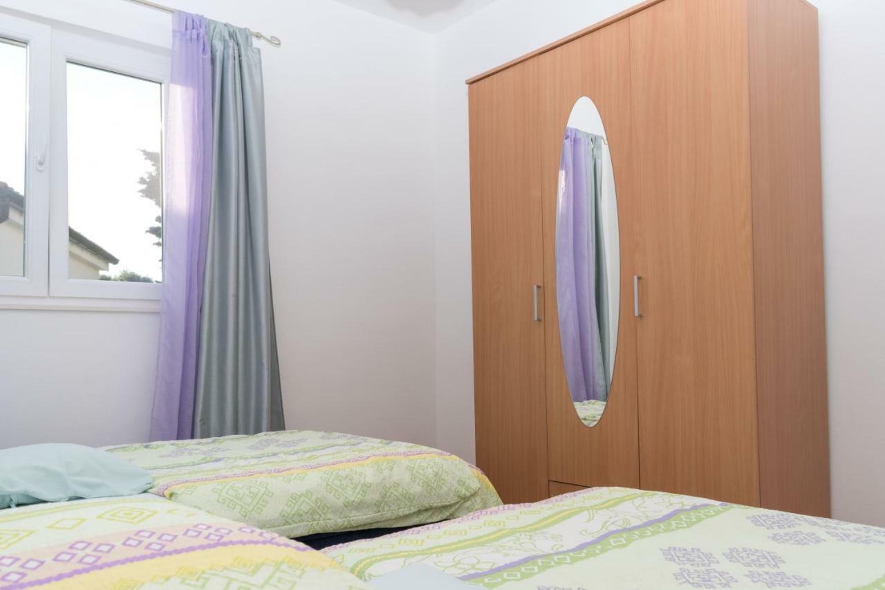 Apartment Rora 扎博里克 外观 照片