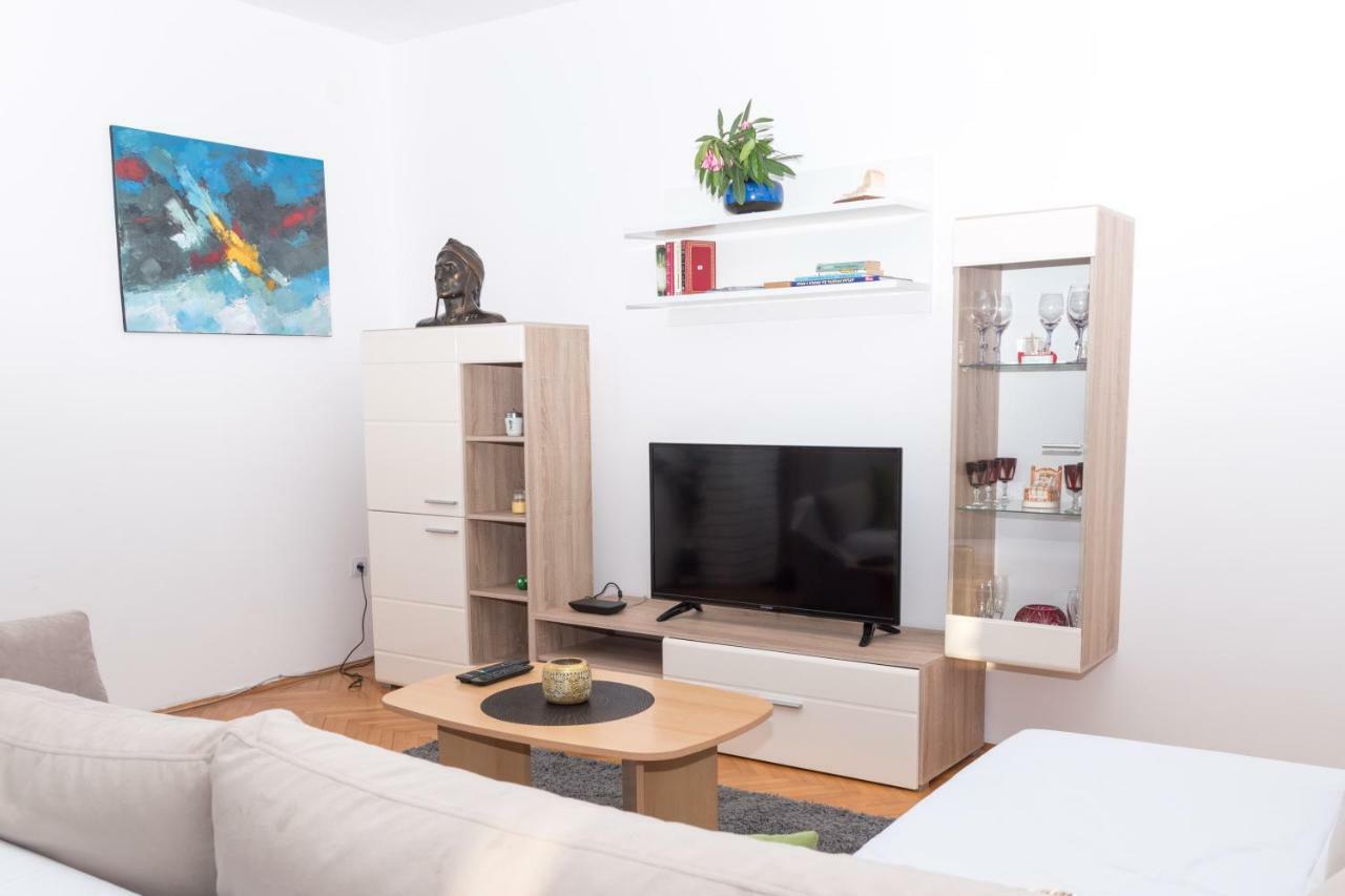 Apartment Rora 扎博里克 外观 照片