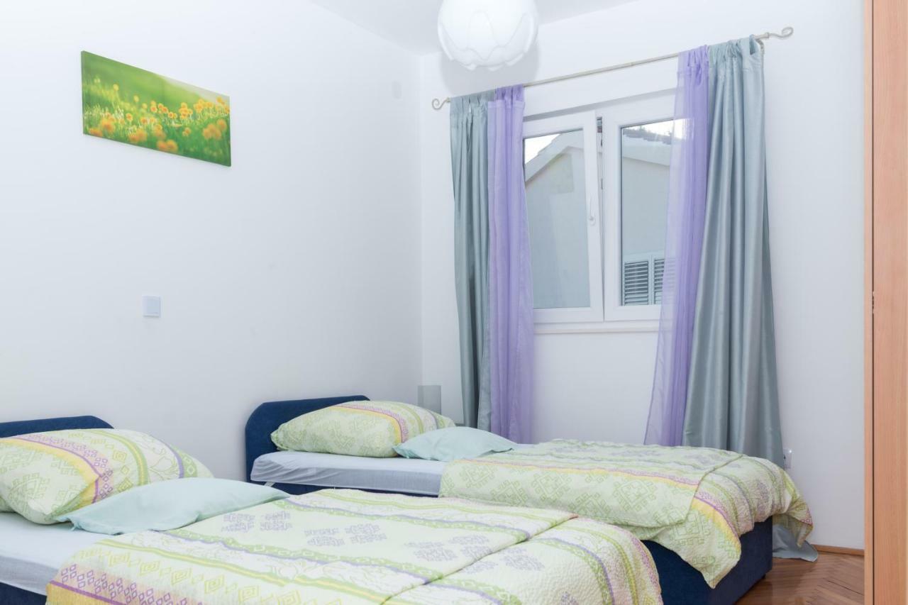 Apartment Rora 扎博里克 外观 照片