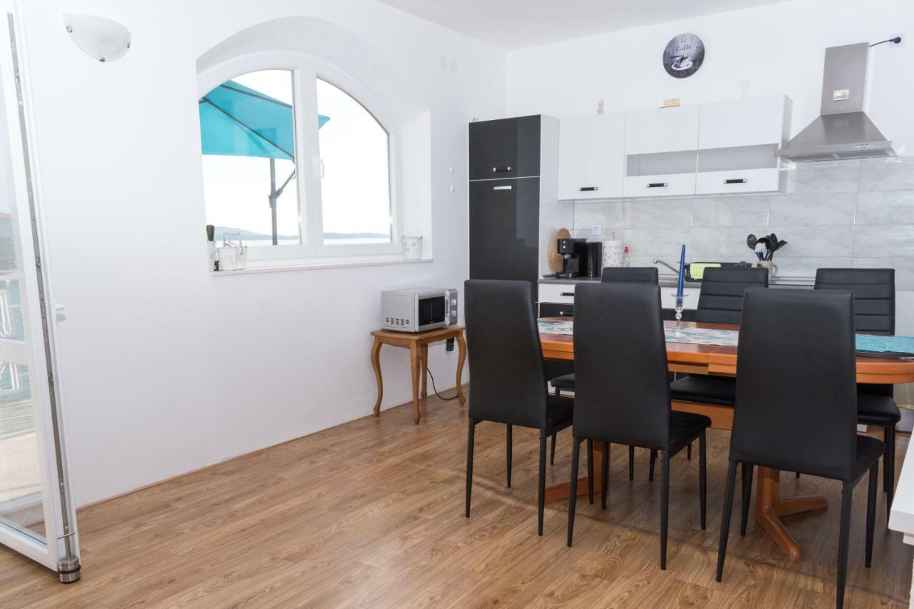 Apartment Rora 扎博里克 外观 照片